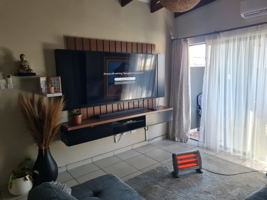 3 Bedroom Property for Sale in Waterkloof East North West